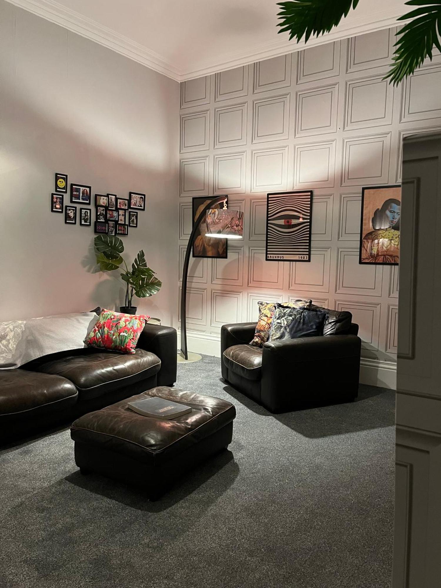 Large Mach Apartment At Pen Y Coed Hall Dolgellau Eksteriør bilde